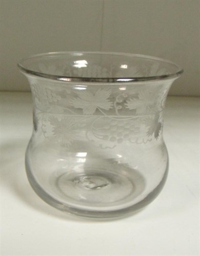 Lot 97 - A mid 18th century water glass