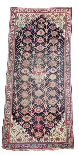 Lot 931 - A Caucasian shirvan wool runner, 19th century
