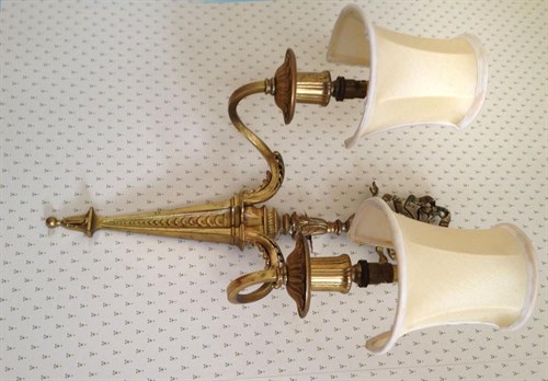 Lot 675 - A set of four 20th century  brass wall lights